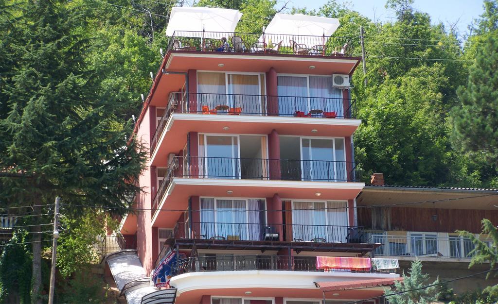 Villa Eros Apartments Struga Esterno foto